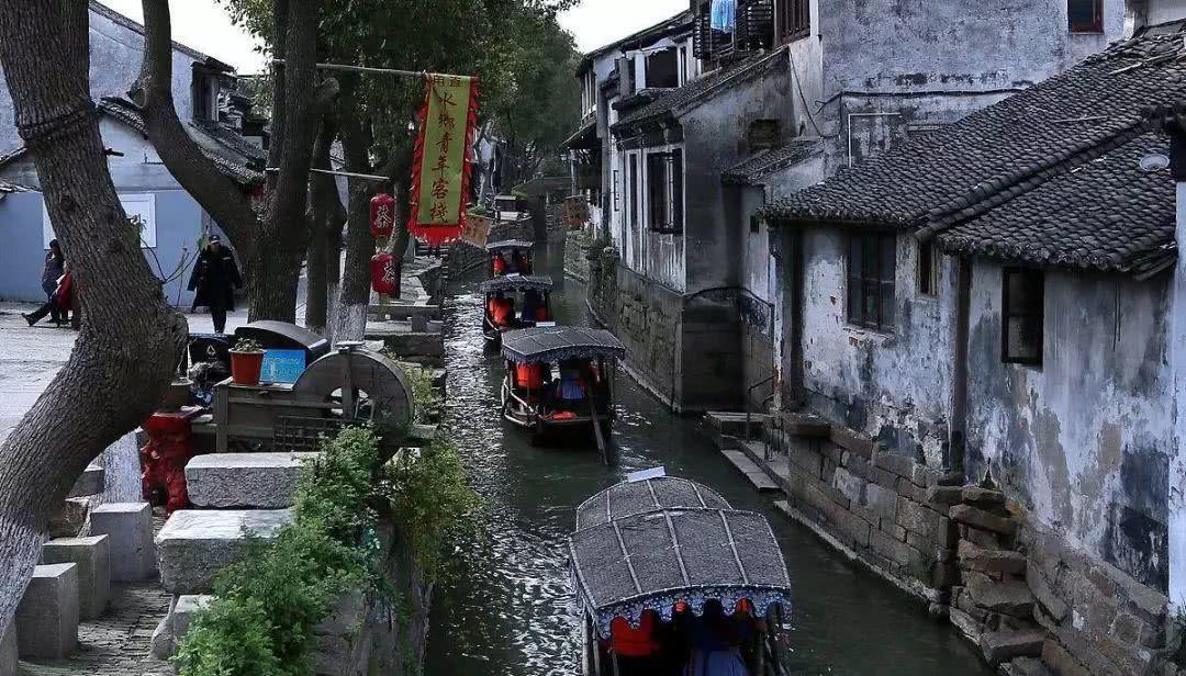 深圳控股:2023年未经审计总合同销售额约265.86亿元